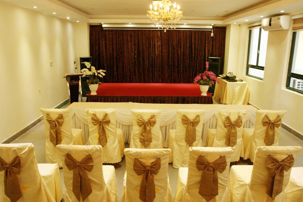 City Bay Hotel Ha Long Esterno foto