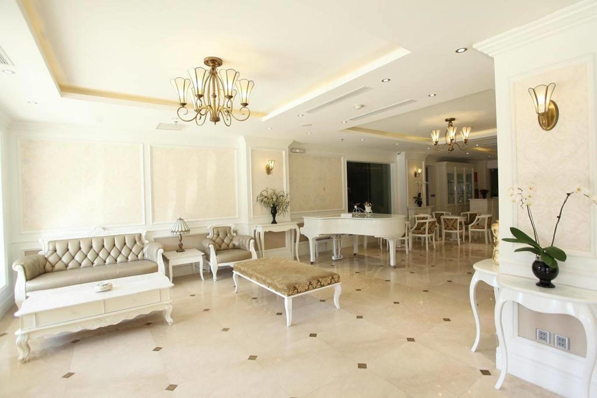 City Bay Hotel Ha Long Esterno foto