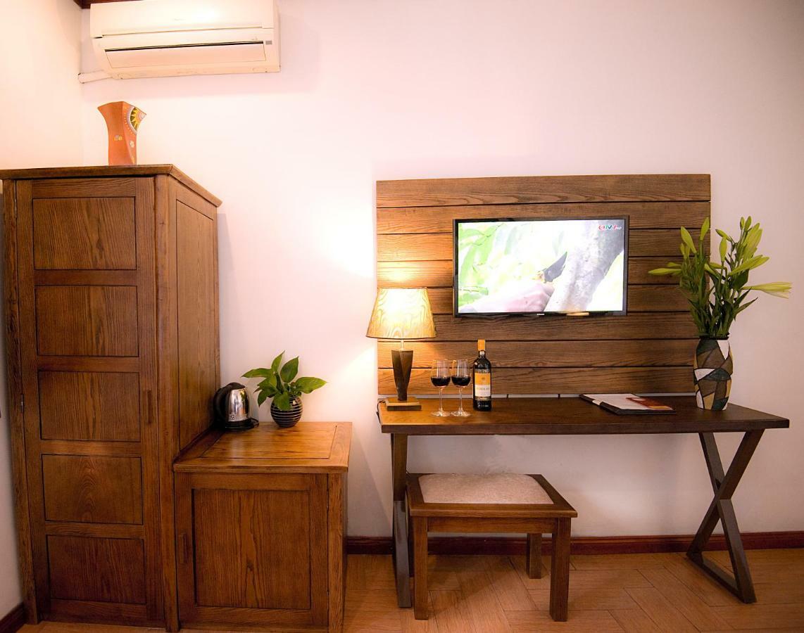 City Bay Hotel Ha Long Esterno foto