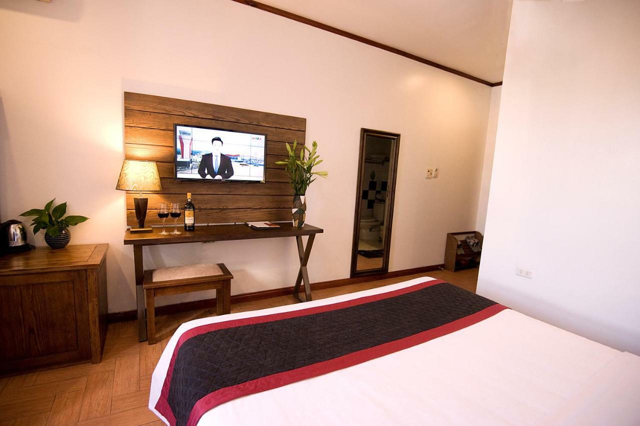 City Bay Hotel Ha Long Esterno foto