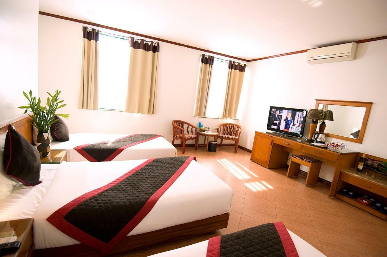 City Bay Hotel Ha Long Esterno foto