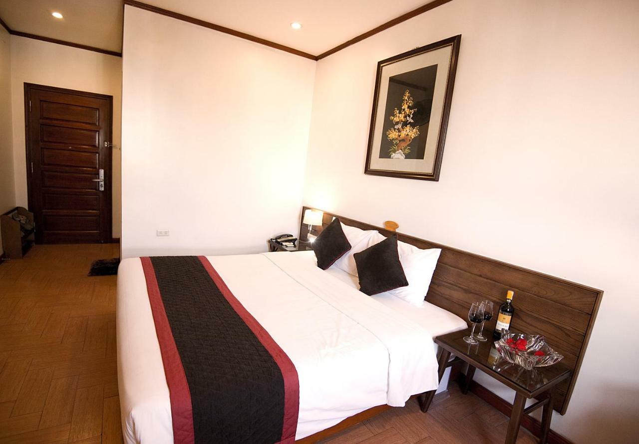 City Bay Hotel Ha Long Esterno foto