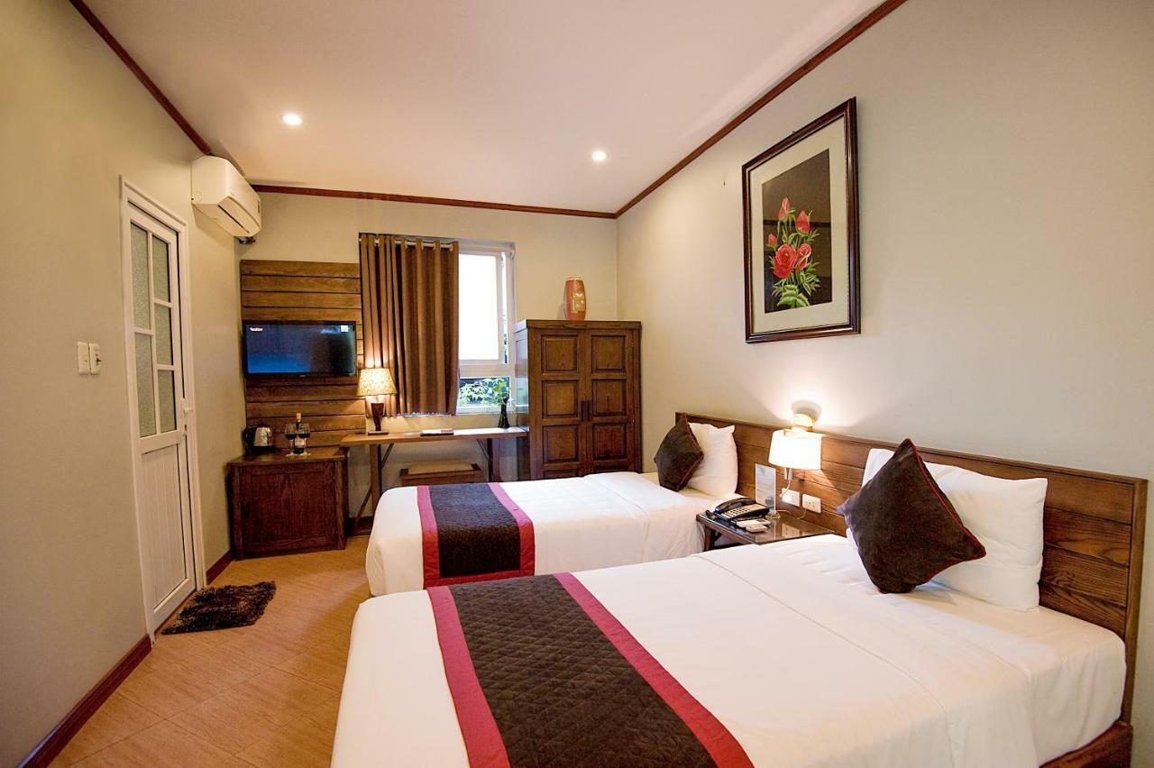 City Bay Hotel Ha Long Esterno foto